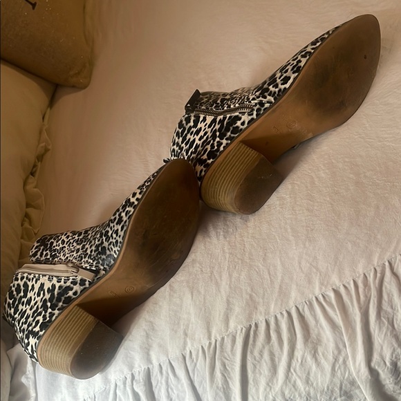 Leopard Print Ankle Boots - Picture 3 of 5